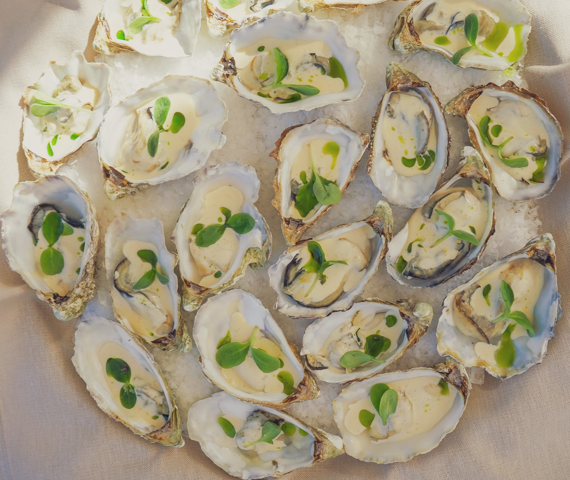 Fina brudskål snacks till bubblarna